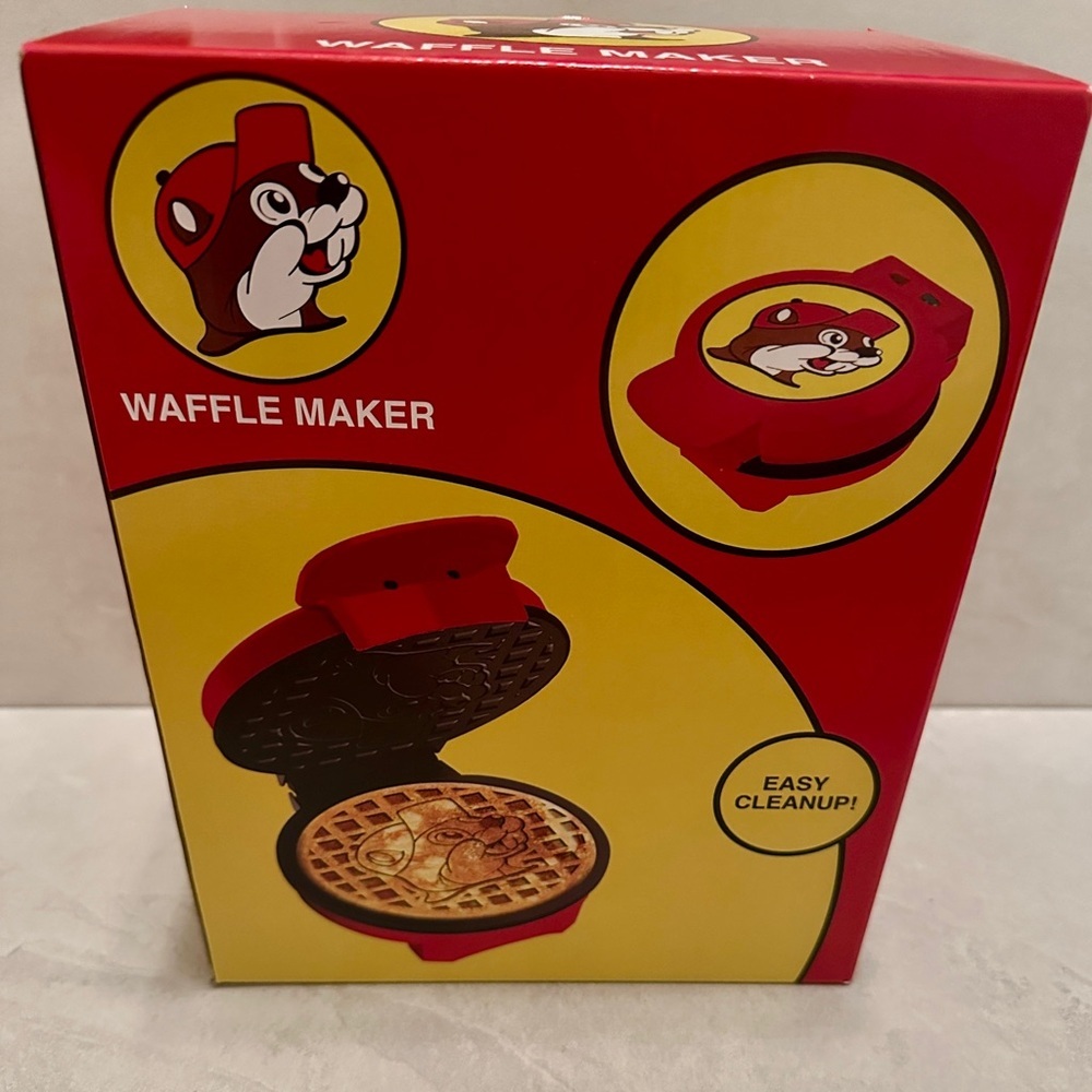Buc-ees Waffle Maker Buccees Beaver NEW in Box